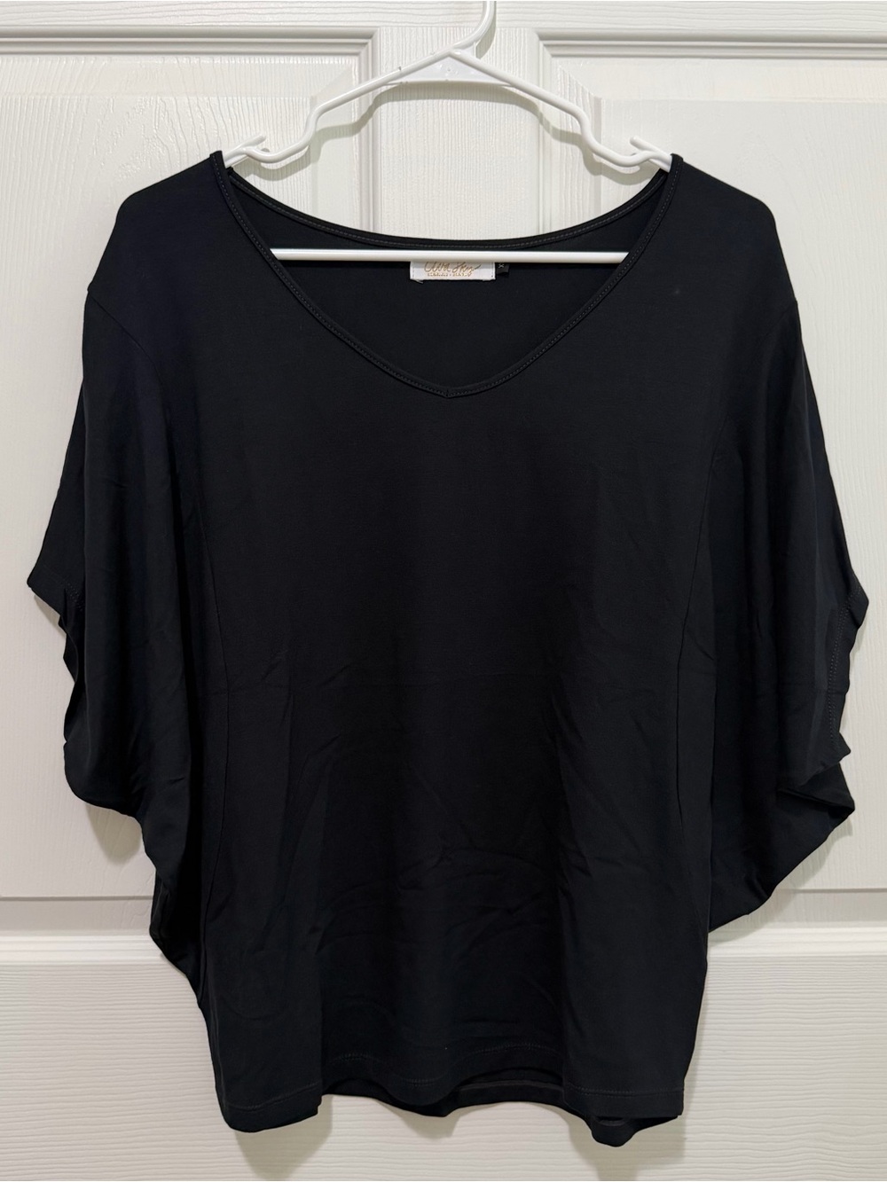 AVA SKY Black Blouse